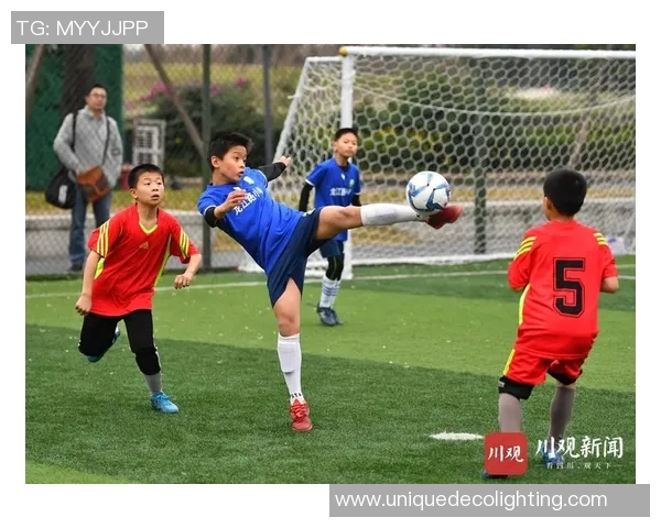 球星风采再现经典足球小将真实绿茵对决震撼上演 球星风采再现经典足球小将真实绿茵对决震撼上演